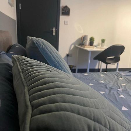 Elegant Studio1 Netflix Bathroom Close To Beach Swansea Zewnętrze zdjęcie