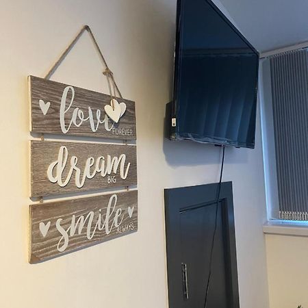 Elegant Studio1 Netflix Bathroom Close To Beach Swansea Zewnętrze zdjęcie