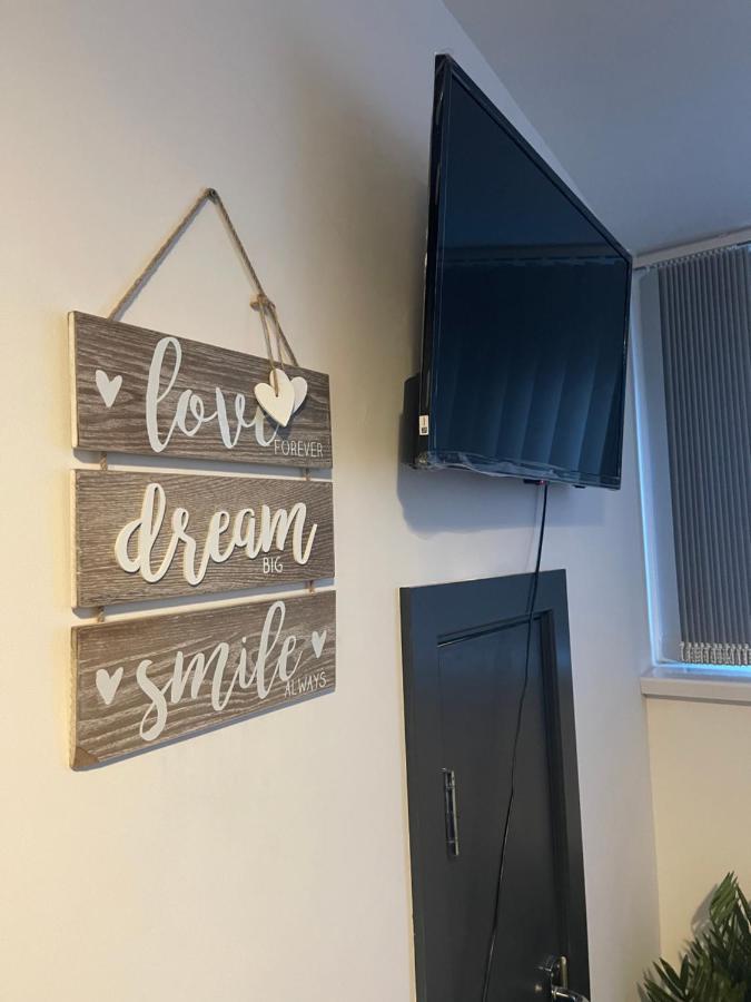 Elegant Studio1 Netflix Bathroom Close To Beach Swansea Zewnętrze zdjęcie