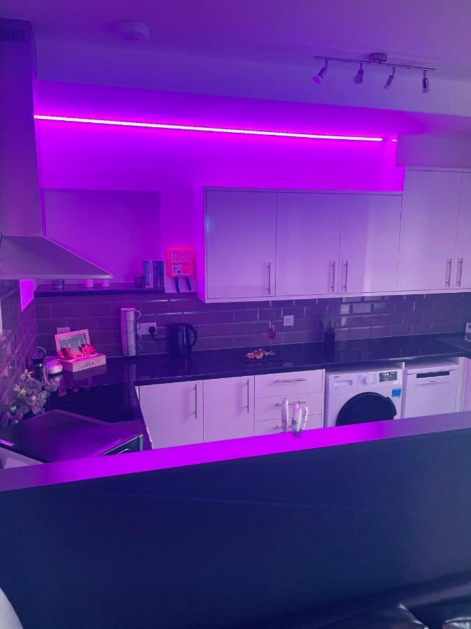 Elegant Studio1 Netflix Bathroom Close To Beach Swansea Zewnętrze zdjęcie